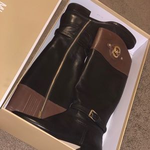 Michael Kors Standard Boot